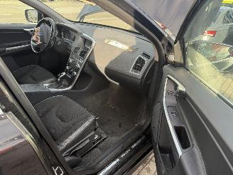 Volvo Xc-60 2.0D MOMENTUM picture 14