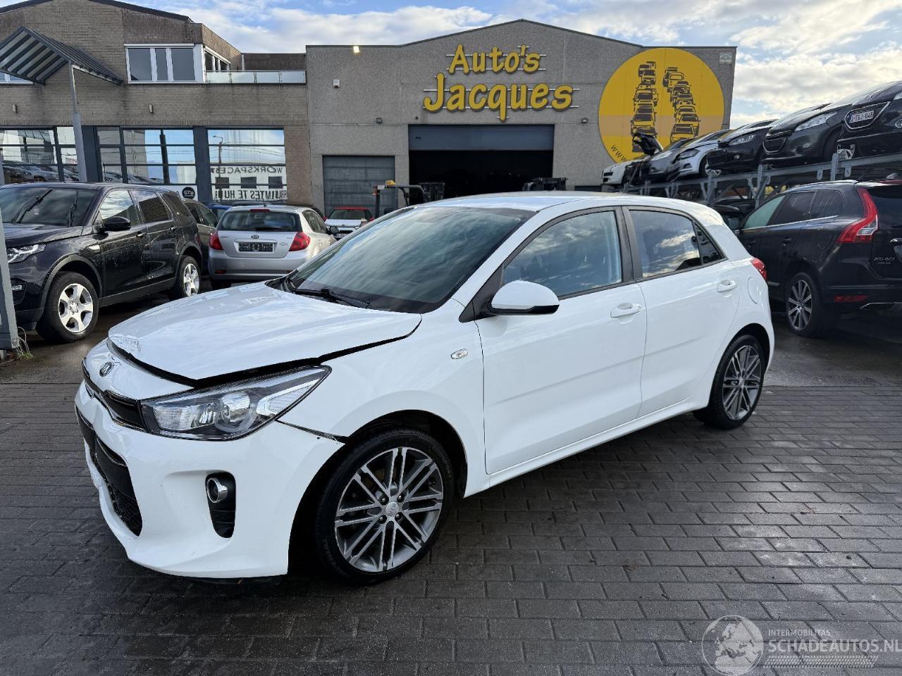 Kia Rio BUSINESS DYNAMIC