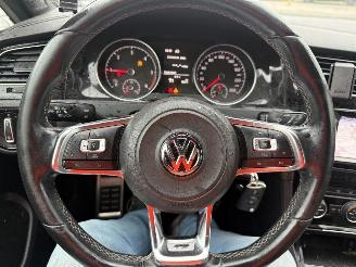 Volkswagen Golf 1.6 TDI R-LINE picture 23