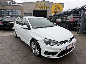 krockskadad bil auto Volkswagen Golf 1.6 TDI R-LINE 2014/1