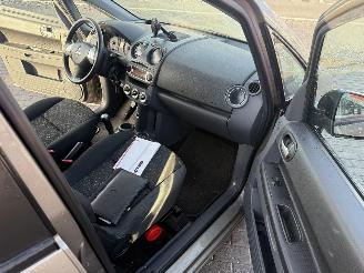 Mitsubishi Colt 1.1I picture 16