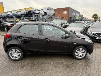 Mazda 2 ACTIVE picture 4