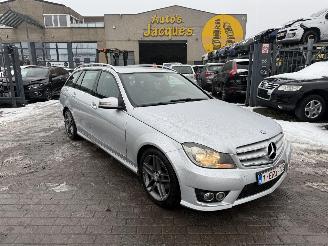 uszkodzony samochody osobowe Mercedes C-klasse BREAK 2013/4