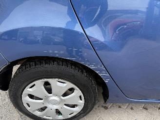 Ford Fiesta 1.4I picture 12