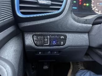 Hyundai Ioniq PLUG IN - HYBRID picture 27