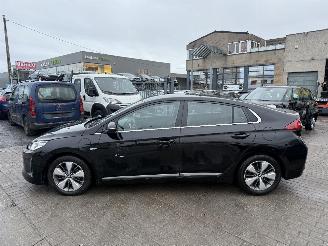 Hyundai Ioniq PLUG IN - HYBRID picture 6