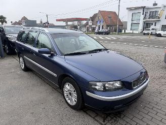 Volvo V-70 2.4D AUTOMAAT picture 6