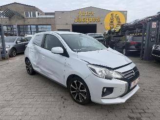 Damaged car Mitsubishi Space-star 1.2 MIVEC 80 2021/6