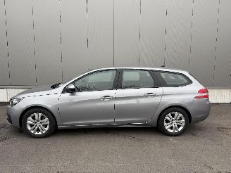 Peugeot 308 1.5 HDI picture 3