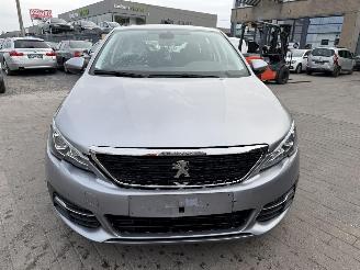 Peugeot 308 1.2 ACTIVE picture 3