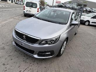Peugeot 308 1.2 ACTIVE picture 2