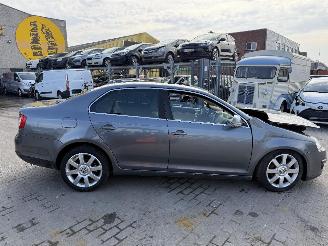 Volkswagen Jetta 1.9 TDI picture 2