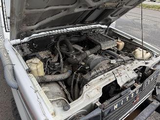 Mitsubishi Pajero 4X4 picture 19