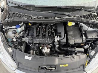 Peugeot 208 1.2 ALLURE picture 26