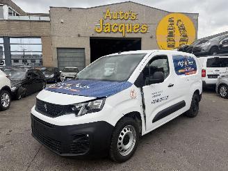 krockskadad bil auto Peugeot Partner 1.5 BLUEHDI PREMIUM 2021/5
