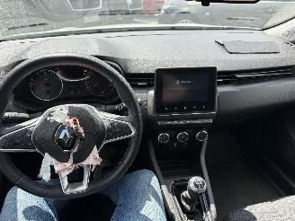 Renault Clio PAS POUR LA FRANCE picture 8