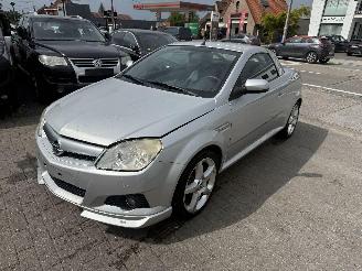 Avarii autoturisme Opel Tigra CABRIO 2006/7