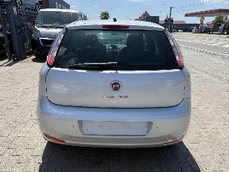 Fiat Punto 1.2I picture 9