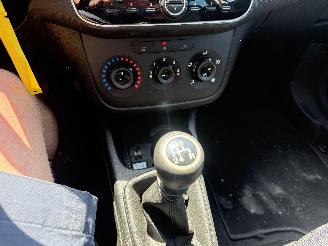 Fiat Punto 1.2I picture 16