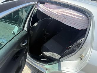 Fiat Punto 1.2I picture 11
