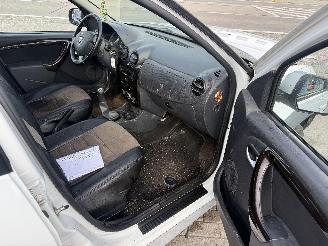 Dacia Duster 1.6I picture 17