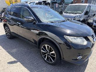 Vaurioauto  passenger cars Nissan X-Trail ENGINE OUT 2018/7