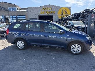 damaged passenger cars Dacia Logan 0.9 AUTOMAT 2017/6