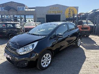Schadeauto Kia Rio 1.2 CRDI FUSION 2013/2