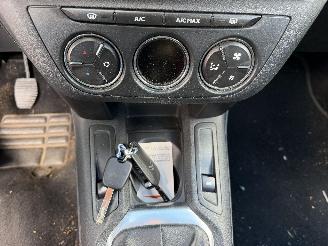 Citroën C-Elysee 1.6 BLUEHDI SHINE picture 18