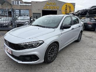 uszkodzony samochody osobowe Fiat Tipo 1.0 FIREFLY 100 2021/3