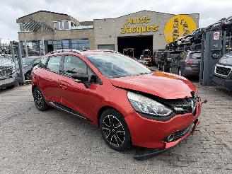 Unfallwagen Renault Clio GRANDTOUR 2013/4