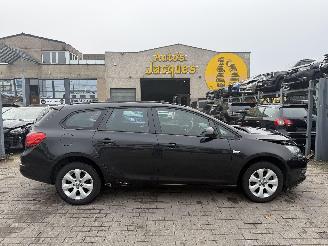 skadebil auto Opel Astra SPORTS TOURER 2016/2