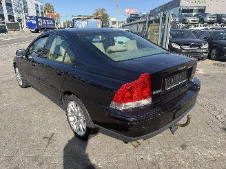 Volvo S-60 2.4D picture 3