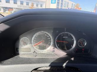 Volvo S-60 2.4D picture 21