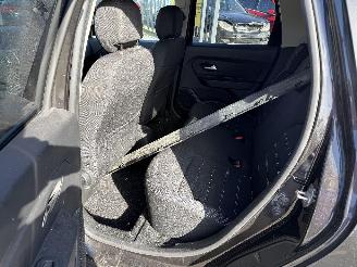Dacia Duster 1.0 TCE COMFORT picture 23