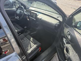 Citroën C4 cactus 1.2I PURE TECH picture 16