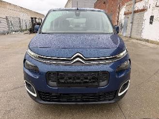 Citroën Berlingo 1.2I FEEL picture 2