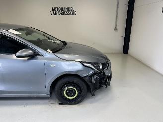 Kia Cee d  picture 3
