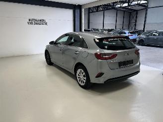 Kia Cee d  picture 7