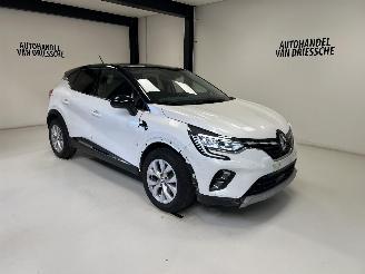 Unfallwagen Renault Captur INTENS 2022/4