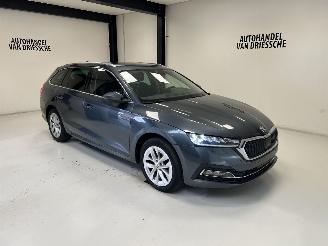 skadebil auto Skoda Octavia AMBITION 2020/10