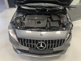 Mercedes A-klasse AUTOMAAT picture 10
