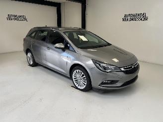 uszkodzony samochody osobowe Opel Astra  2016/4
