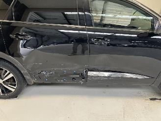 Peugeot 5008 ALLURE picture 3