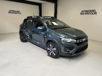 Coche accidentado Dacia Sandero LPG + ESSENCE 2025/10