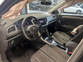 Volkswagen T-Roc STYLE picture 12