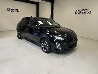 Vaurioauto  passenger cars Peugeot 208 ALLURE /AUTOMAAT 2024/7