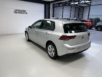 Volkswagen Golf DSG picture 5