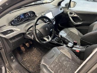 Peugeot 2008 ALLURE/PANORAMA picture 10