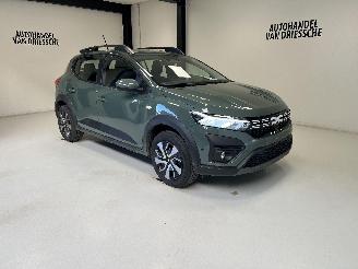 krockskadad bil auto Dacia Sandero STEPWAY 2026/3